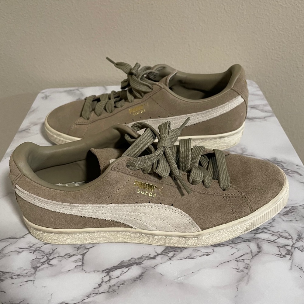 Sand suede puma sneakers